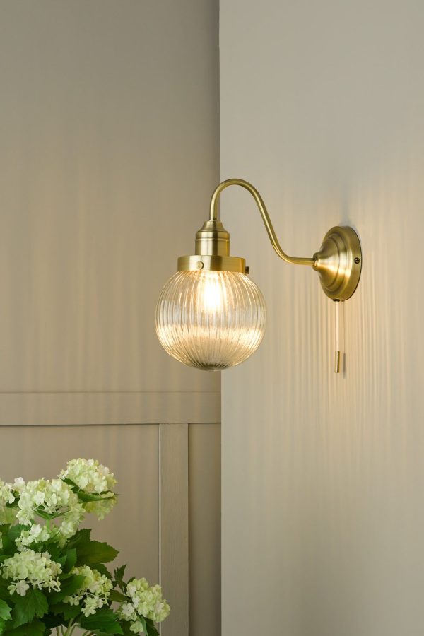 Tamara Single Wall Light Antique Brass Ribbed Glass - Image 6